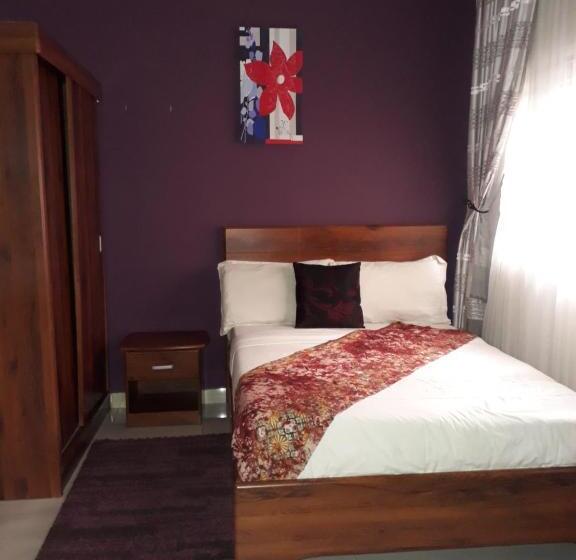 تختخواب و صبحانه Kh Lodge Abuja