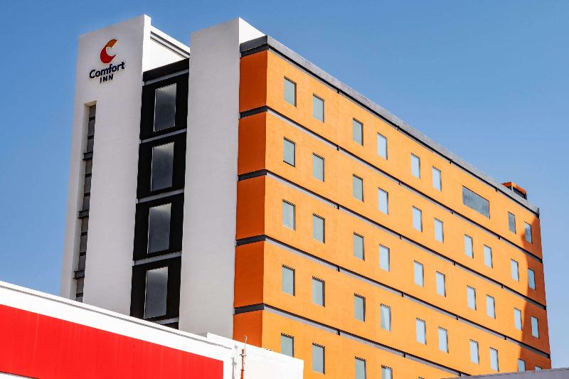هتل Comfort Inn Irapuato