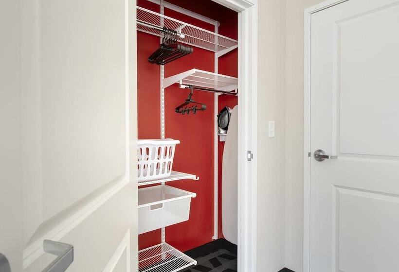 هتل Towneplace Suites By Marriott College Park