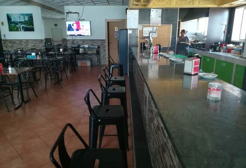 پانسیون Cafe Hostal Casa Manolo