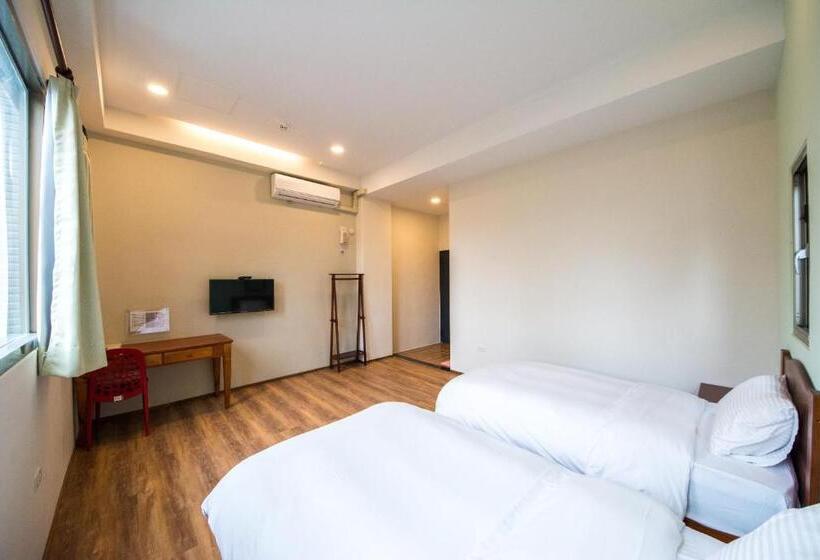 تختخواب و صبحانه 7 113