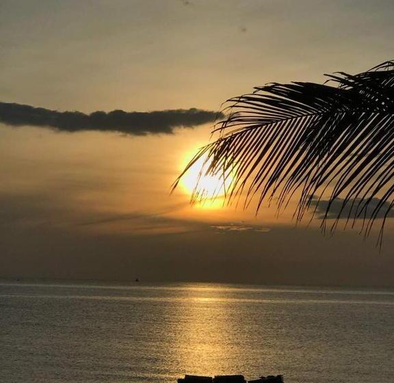 Bed and Breakfast Che Beach House