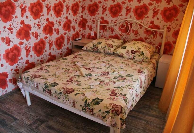 پانسیون Guest House Atlant