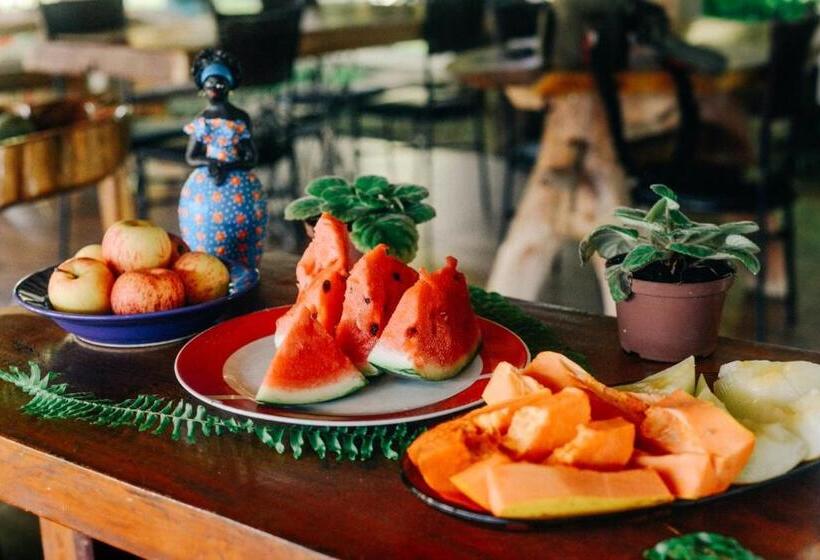 تختخواب و صبحانه Pousada Cantinho De Casa