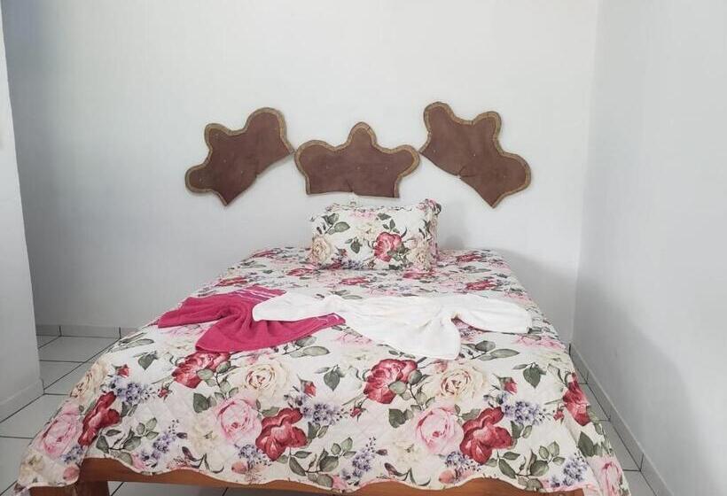 تختخواب و صبحانه Pousada Cantinho De Casa
