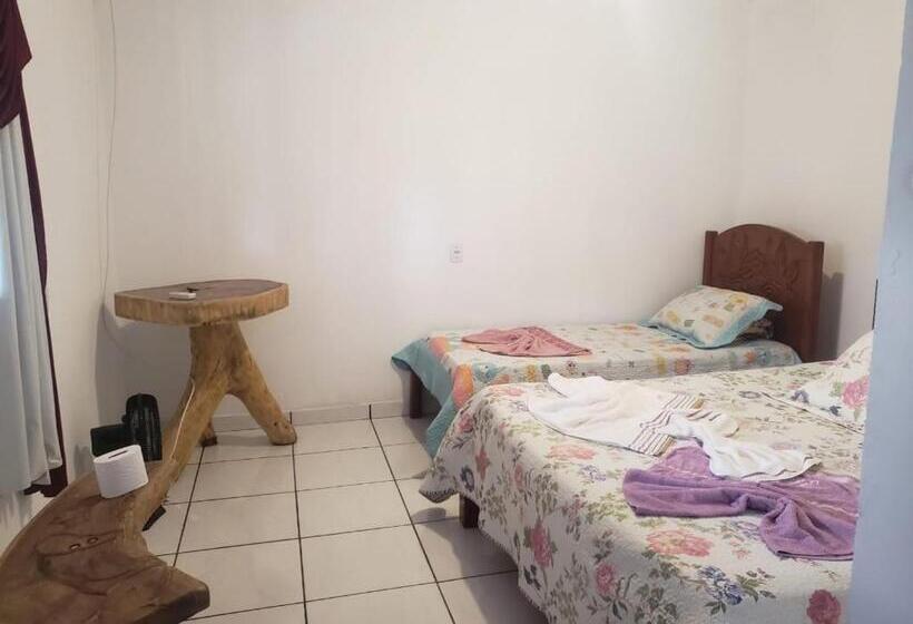 تختخواب و صبحانه Pousada Cantinho De Casa