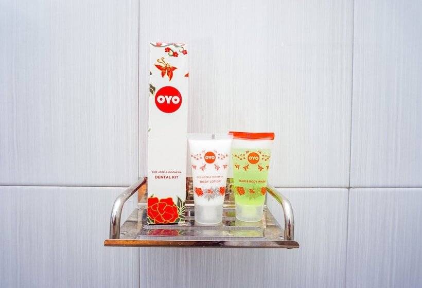 Otel Oyo 433 Nelvi Residence Syariah