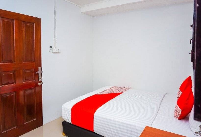 Hotel Oyo 433 Nelvi Residence Syariah