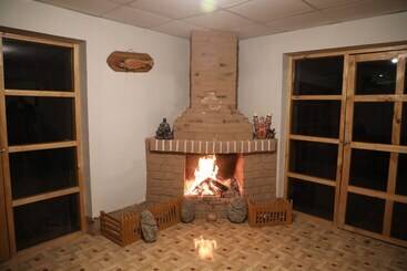 هاستل Schatzi Lodge