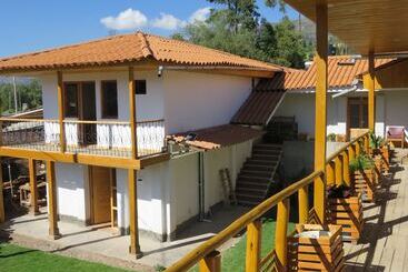 هاستل Schatzi Lodge