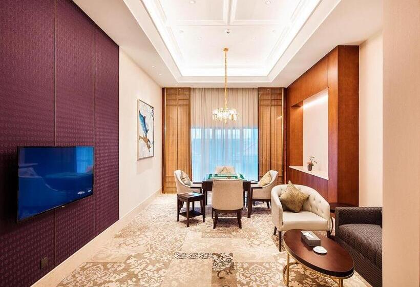 Отель Howard Johnson New District Plaza Ziyang