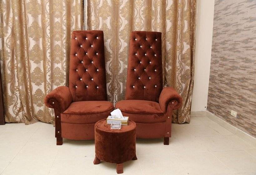 هتل The Westin Suites