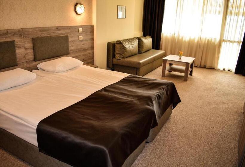 استراحتگاه Complex Bolyarsko Selo & Spa