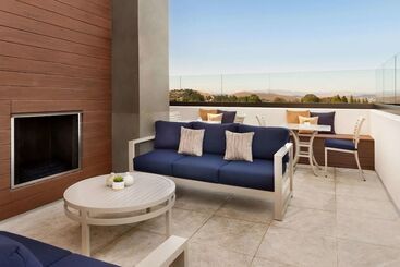 هتل La Quinta By Wyndham San Luis Obispo