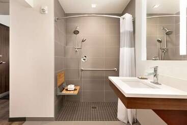 هتل La Quinta By Wyndham San Luis Obispo