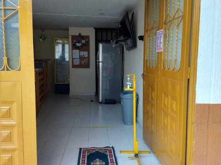 هتل Merkezi Saray