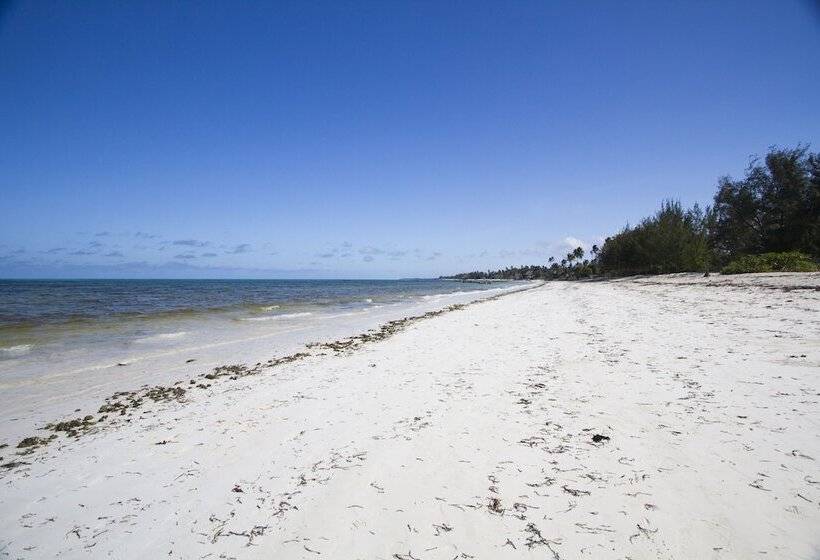 استراحتگاه Fun Beach