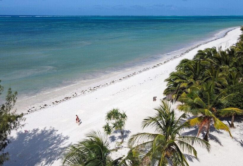استراحتگاه Fun Beach