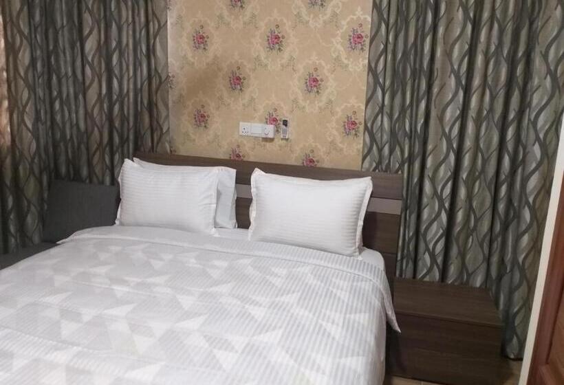 فندق Jeyads Lodge