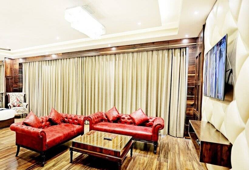 هتل Vintage Zirakpur Chandigarh