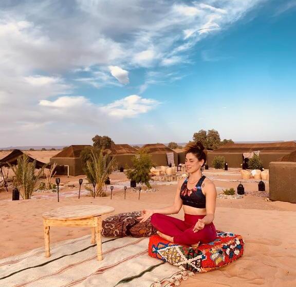 تختخواب و صبحانه Sahara Wellness Camp