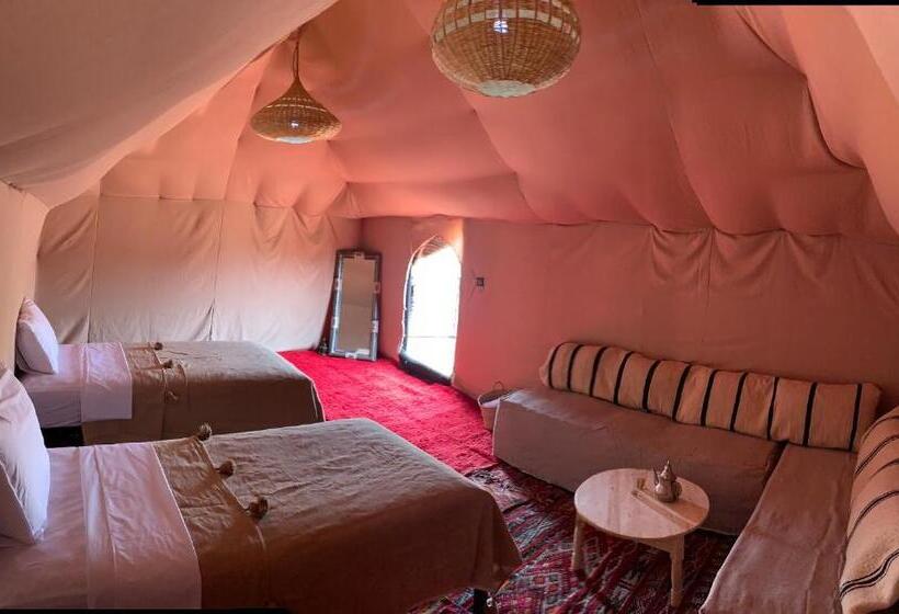 تختخواب و صبحانه Sahara Wellness Camp