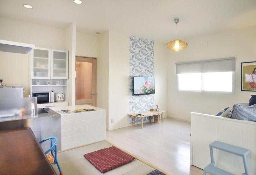 Ten Apartment