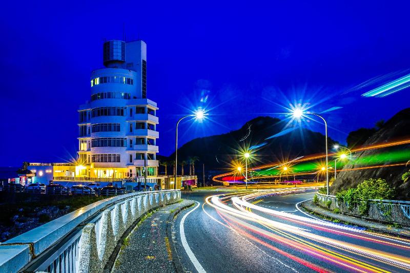 هاستل Brighthouse