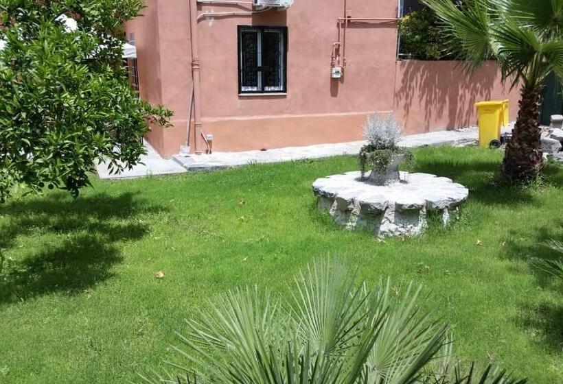 تختخواب و صبحانه Vesuvius Gardens Fagianeria Borbonica Relais