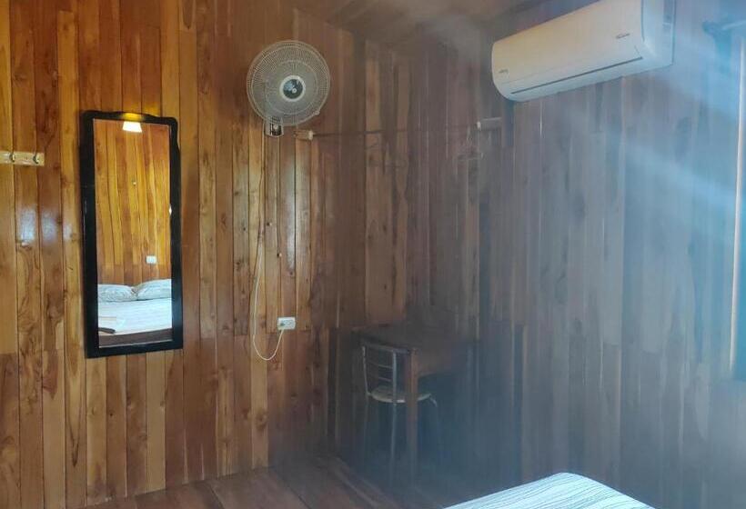 فندق Hostel Marisol