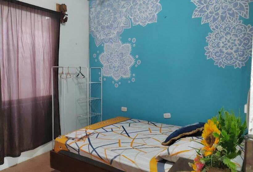 فندق Hostel Marisol