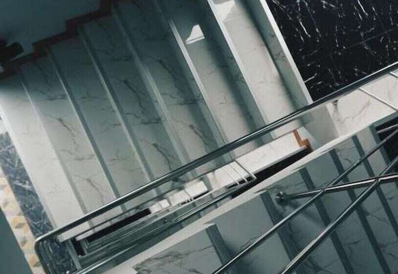 هتل The Feeling
