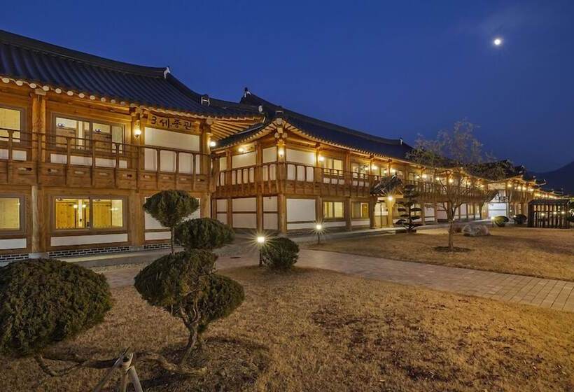 酒店 Jeonju Wangyijimil Hanok