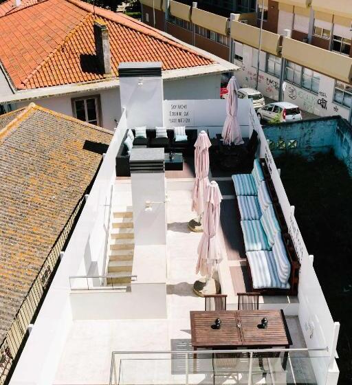 Lisbon South Hostel