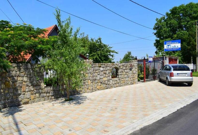 مُتل Vila Mila Riverside Apartments