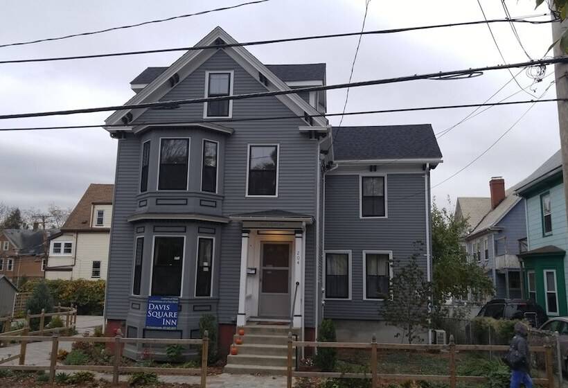 تختخواب و صبحانه Davis Square Inn