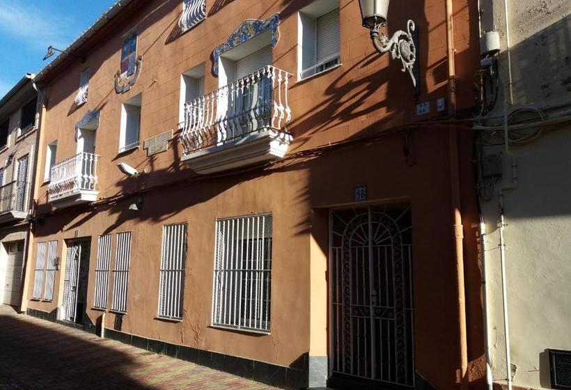 هاستل Residencia Universitaria Reuniver Burjassot