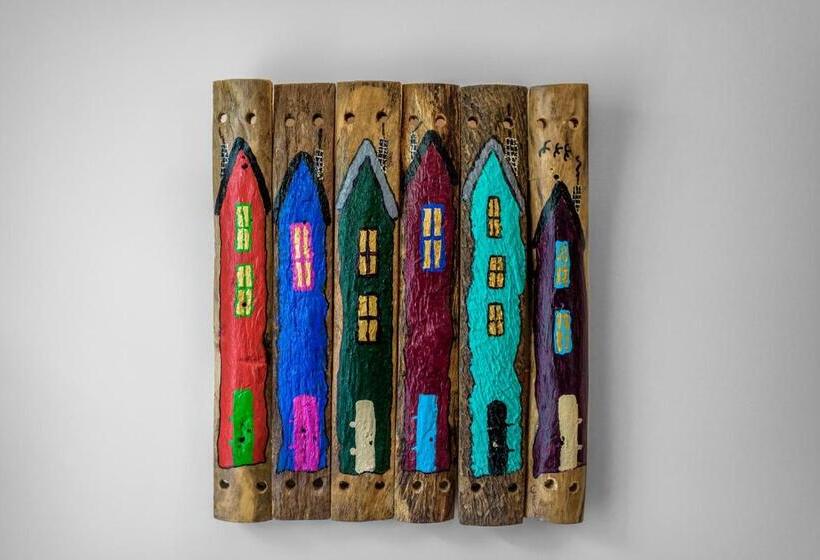 مبيت وإفطار The Kitch Inn   Boutique Inn And Wine Bar