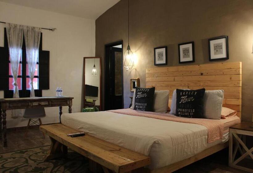 فندق Real De Piedra