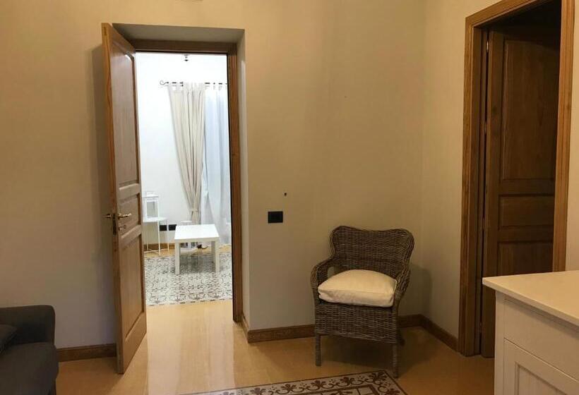 هتل Villa Tecla