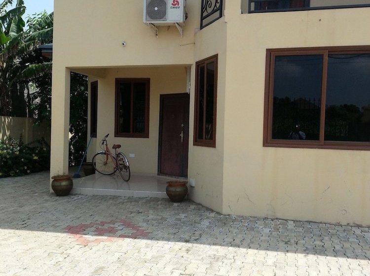 La Fleure House