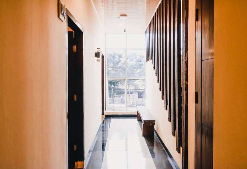 پانسیون Reddoorz Near Halim Perdanakusuma 3