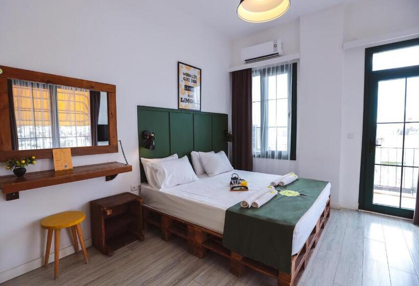 تختخواب و صبحانه Limon Inn Hotel, Taşucu