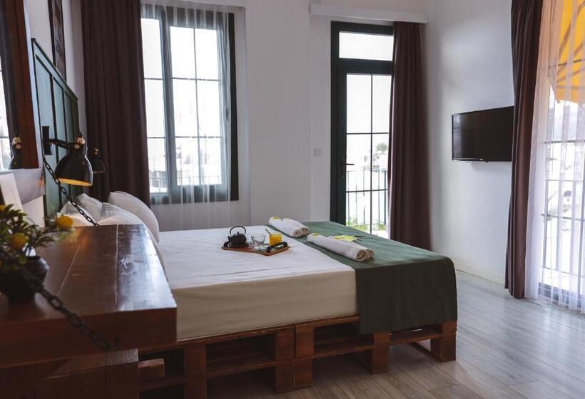 تختخواب و صبحانه Limon Inn Hotel, Taşucu