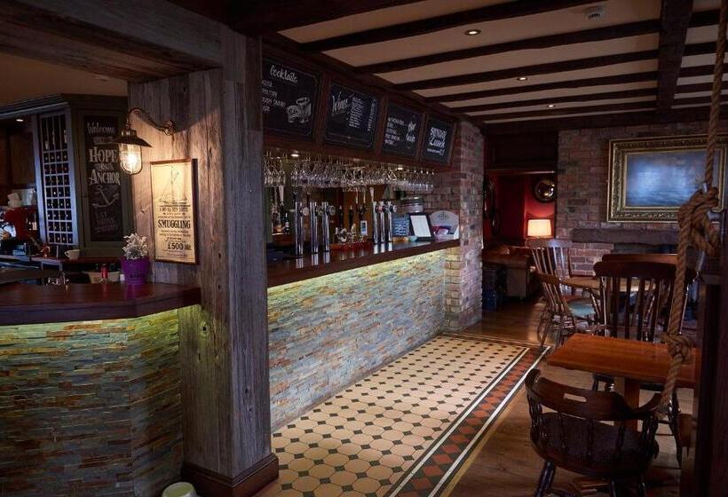 فندق The Hope And Anchor Pub