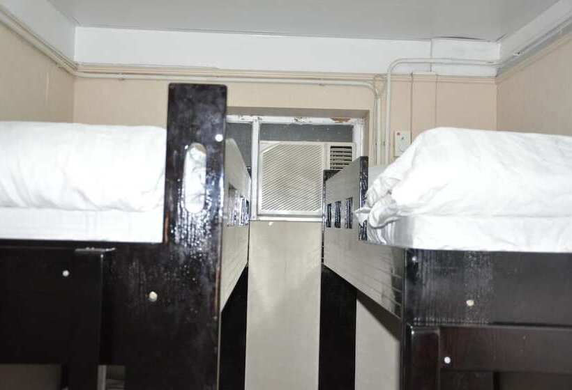 پانسیون Swiss Hostel