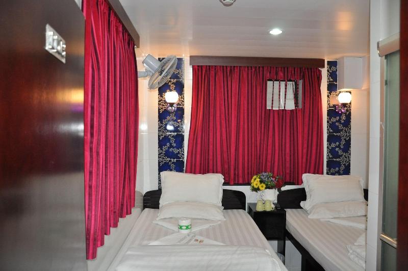 پانسیون Swiss Hostel