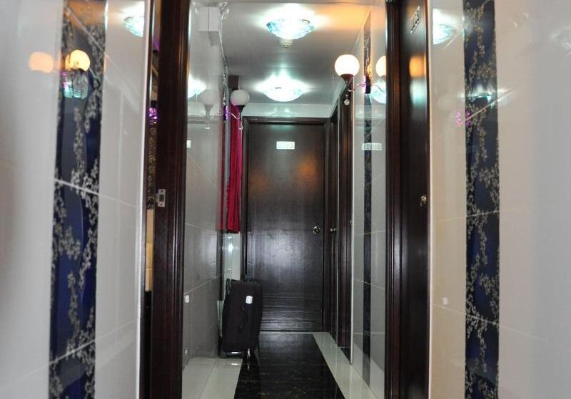 پانسیون Swiss Hostel