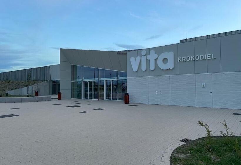 هتل Acropolis Op Het Sportiefste Park Van De Kust