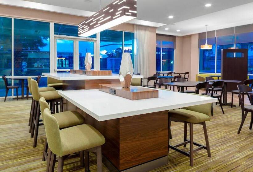בית מלון כפרי Courtyard By Marriott Deland Historic Downtown